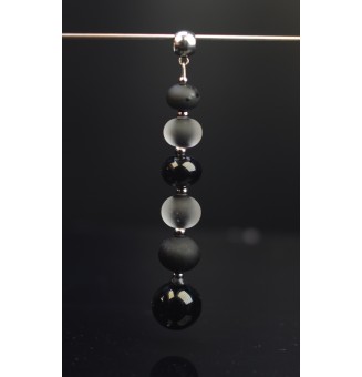 pendentif pour collier "noir" avec perles de verre sur beliere acier inoxydable