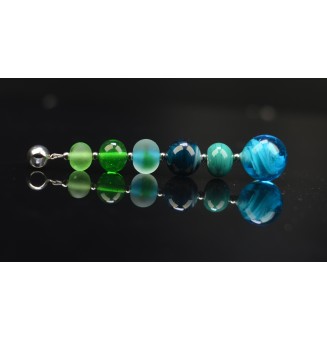 pendentif pour collier "bleu et vert " avec perles de verre sur beliere acier inoxydable