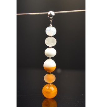 pendentif pour collier "blanc jaune" avec perles de verre sur beliere acier inoxydable
