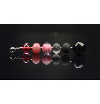pendentif pour collier "rose / noir" avec perles de verre sur beliere acier inoxydable