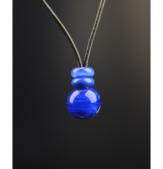Collier en cuir avec perles de verre filé "BLEU" 45+3 cm