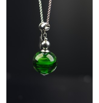 collier long étoile 77+3 cm "vert rosetta" perles de verre filé au chalumeau