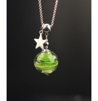 collier  65 + 3 cm "vert" perles de verre filé au chalumeau
