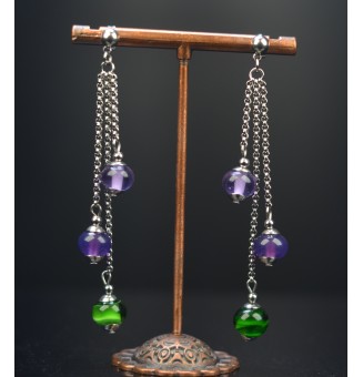 Boucles d'oreilles  "vert violet"  en  acier inoxydable avec perles de verre