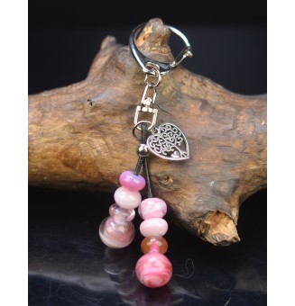 bijou de sac  ( ou porte clés) perles de verre ROSE