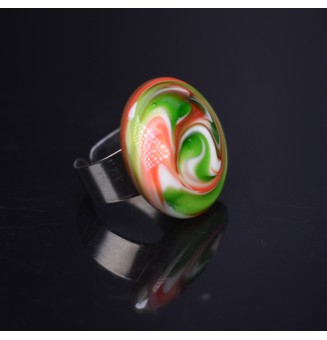 cabochon artisanal en verre "vert rouge" pour bague, bracelet ou collier interchangeable en verre  (sans le support )