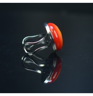 Bague ARTISANALE rouge orange en acier inoxydable avec perles de verre diametre 2.3 cm