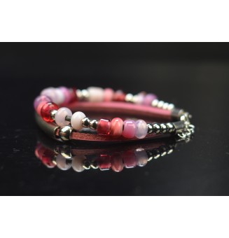 Bracelet ARTISANAL en perles de verre "rose" CUIR Noir