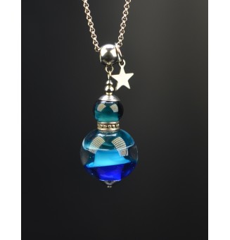 Collier en Verre Filé - Élégance Éternelle - verre filé 3 Bleus et acier inoxydable