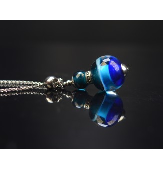 Collier en Verre Filé - Élégance Éternelle - verre filé 3 Bleus et acier inoxydable