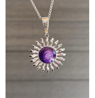 Collier Soleil Violet en Acier Inoxydable avec Perle de Verre Filé