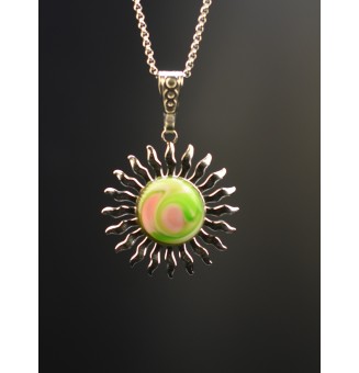 Collier Soleil ROSE VERT en Acier Inoxydable avec Perle de Verre Filé