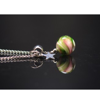 collier artisanal étoile 50 + 3 cm "vert et rose " perles de verre filé - acier inoxydable