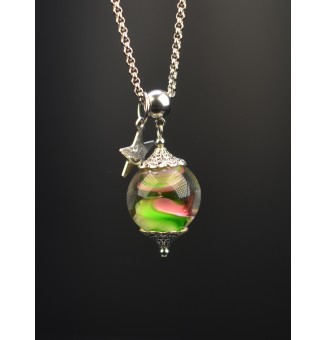 Collier "ROSE ET VERT" en Perles de Verre avec Breloque Etoile - acier inoxydable