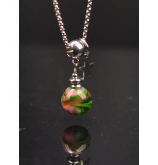 collier artisanal étoile 50 + 3 cm "vert et rose " perles de verre filé - acier inoxydable