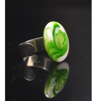 Bague (grande taille) en Verre Filé au Chalumeau "vert rosetta et blanc"  - acier INOXYDABLE