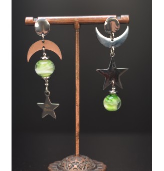 Boucles d’Oreilles en Verre Filé  VERT -  par Liloo Créations