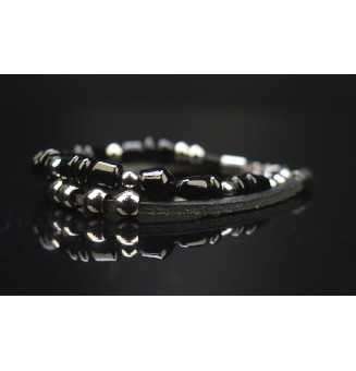 Bracelet ARTISANAL en perles de verre "noir" CUIR Noir