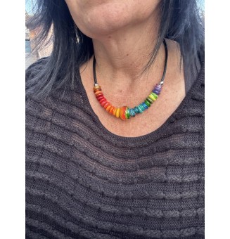 Collier Court en Cuir avec Perles de Verre filé – MULTICOLORE