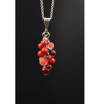 Collier "Grappe rouge rubis" en verre et acier inoxydable – Liloo Créations