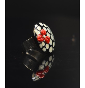 cabochon artisanal en verre "GIRLY" pour bague ou collier interchangeable en verre  (sans le support )