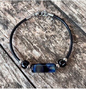 Bracelet en Cuir et Perle de Verre bleu metallique et noir, pour Homme