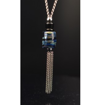 Collier Long Épuré avec Perle Noir et bleu metallique en Verre Filé – Liloo Créations  74 cm