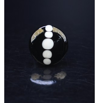 cabochon artisanal en verre "noir et blanc" pour bague ou collier interchangeable en verre  (sans le support )