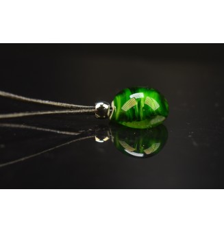 Collier Court en Cuir avec Perles de Verre filé – Vert rosetta