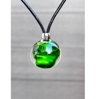 Collier Court en Cuir avec Perles de Verre filé – Vert rosetta