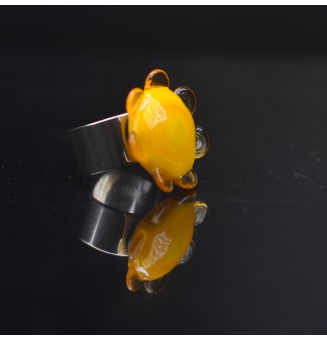 Bague Fleur en Verre jaune  – Élégance et Originalité