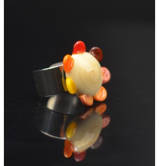 Bague Fleur en Verre multicolore– Élégance et Originalité