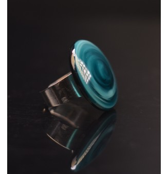 cabochon artisanal en verre "bleu petrole" pour bague ou collier interchangeable en verre  (sans le support )