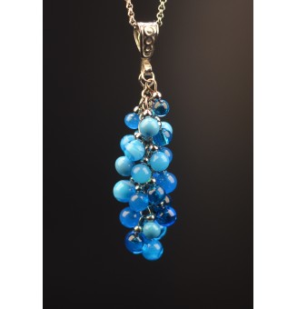 Collier "Grappe turquoise"...