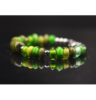 Bracelet ARTISANAL en perles de verre "vert" CUIR Noir