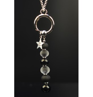 Collier avec Pendentif Interchangeable en Perles de Verre Filé - Élégance Personnalisable