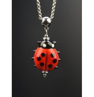 collier coccinelle EN verre...