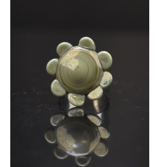 Bague Fleur en Verre verte...