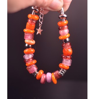 Bracelet en perles de verre orange et rose – Élégance colorée