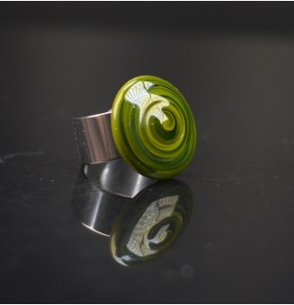 Bague en Verre filé artisanal , VERT RICHE - en Acier Inoxydable - bijou artisanal