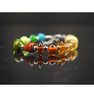 Bracelet multicolore en perles de verre filé  (poignet 16 à 17 cm) – Un éclat de couleurs à votre poignet