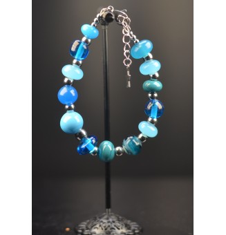 Bracelet en perles de verre...