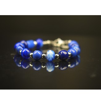 Bracelet en perles de verre BLEU – Élégance et originalité (17 - 18.5 cm)