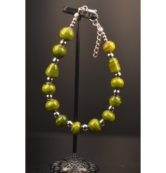 Bracelet en perles de verre...