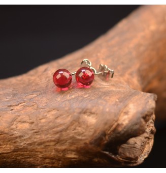 puces d'oreilles 7 mm Acier Inoxydable en verre rose rubis