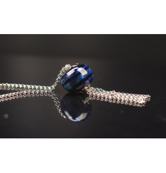 Collier Long Épuré avec Perle noir et bleu psyché, en Verre Filé – Liloo Créations  74 cm