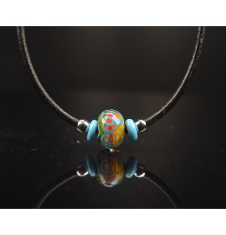 collier multicolore 44+3 cm avec perles de verre cuir noir