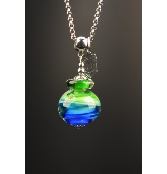 Collier "bleu vert" en Perles de Verre et acier inoxydable 60 cm + 3