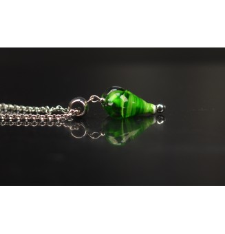 collier COEUR 43 + 3 cm "VERT ROSETTA" perles de verre filé au chalumeau