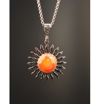 Collier Soleil rouge orange...